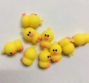 Süße Chick Silikon Schlüsselanhänger Soft Letter Gummi Schlüsselanhänger
